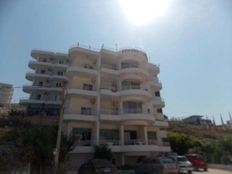 Oskar Hotel 3