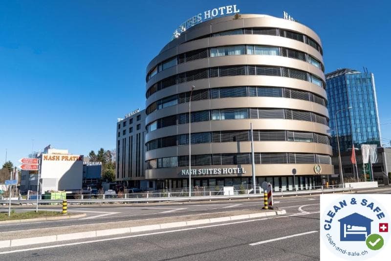 Nash Suites Hotel photo 1