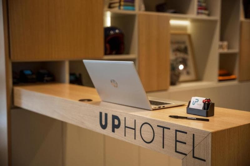 Up Hotel photo 1