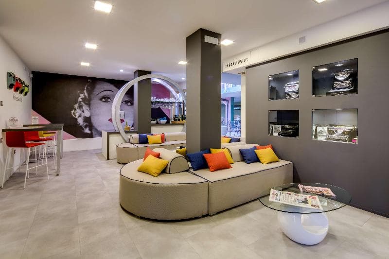 La Villa, Sure Hotel Collection By Best Western 5