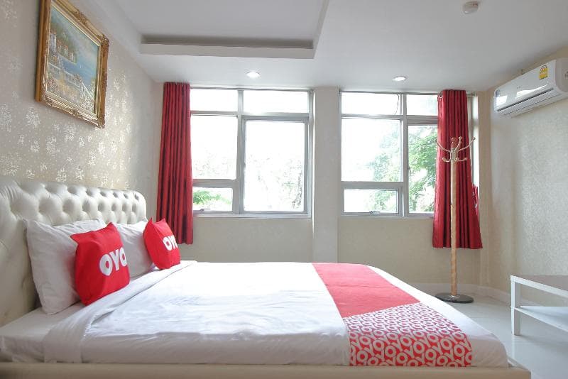 Oyo 102 Diamond Residence Silom 4