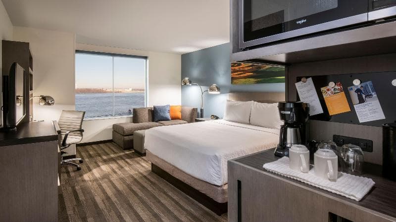 Hyatt Place East Moline / Quad Cities 3