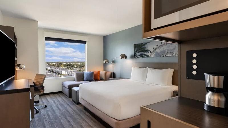 Hyatt House Orlando International 5