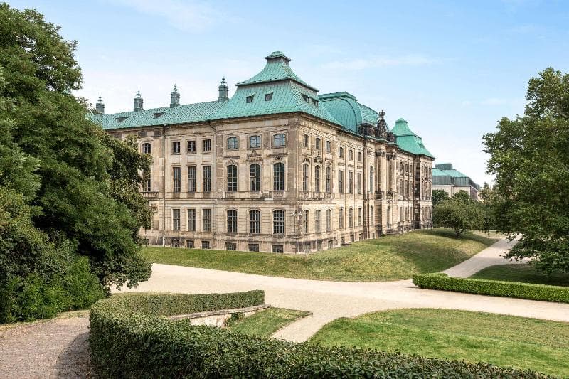 Super 8 by Wyndham Dresden 3
