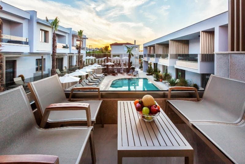 Pefki Deluxe Residences 3