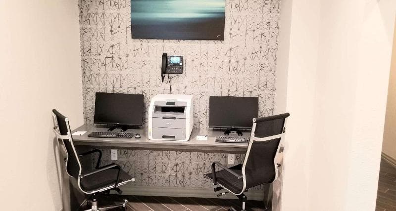 Best Western Plus Parkside Inn & Suites photo 1