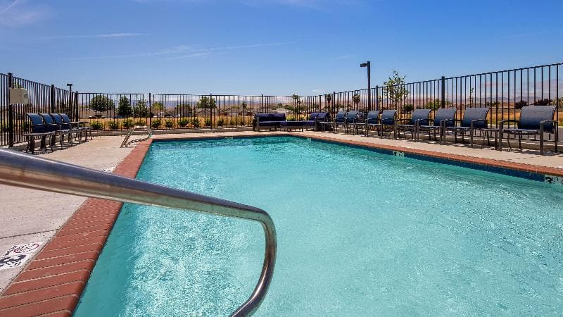 Best Western Plus Coalinga Inn 3