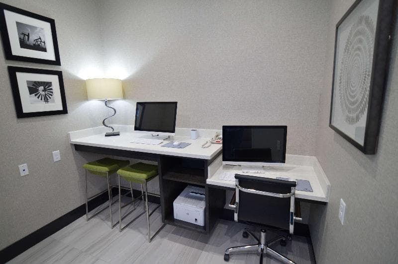 Best Western Plus Waller Hotel photo 1