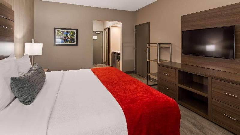 Best Western Plus Lacrescent / Lacrosse 3