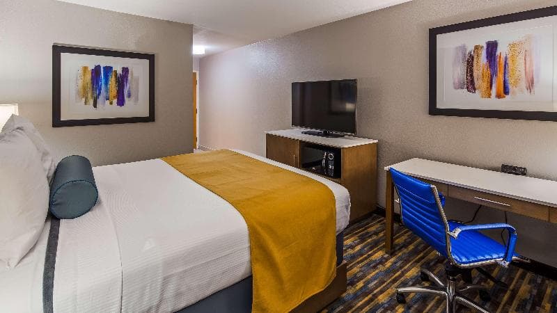 Best Western Dewitt 4