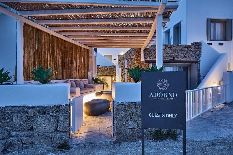 Adorno Beach Hotel & Suites 3