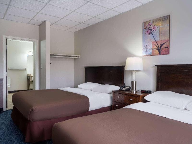 Travelodge By Wyndham Wetaskiwin 5