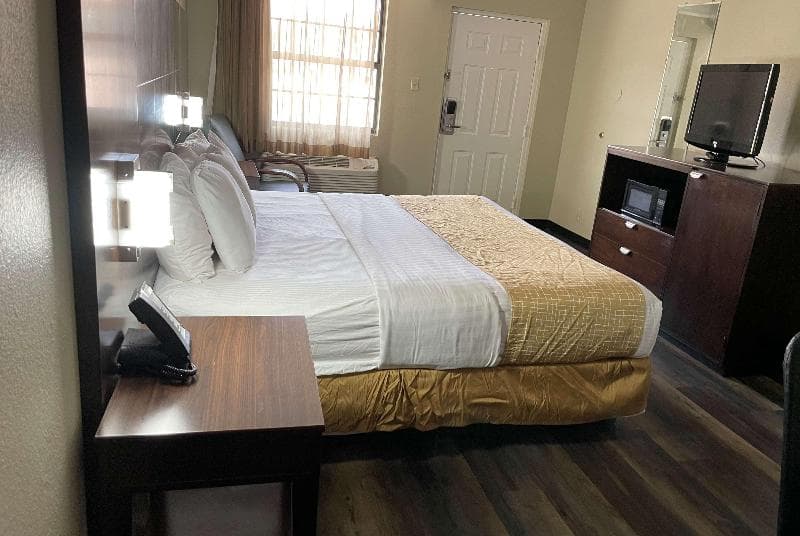 Travelodge By Wyndham Tuscaloosa photo 1