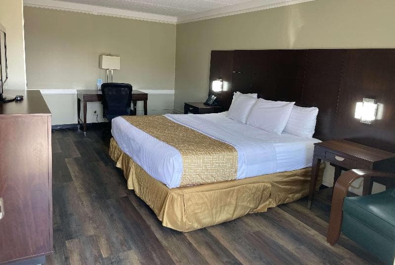 Travelodge By Wyndham Tuscaloosa 2