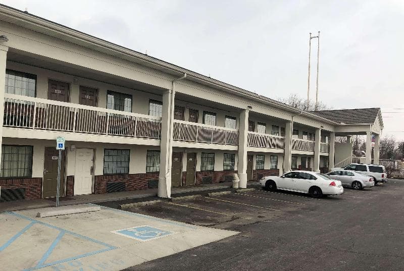 Days Inn By Wyndham Indianapolis South 3