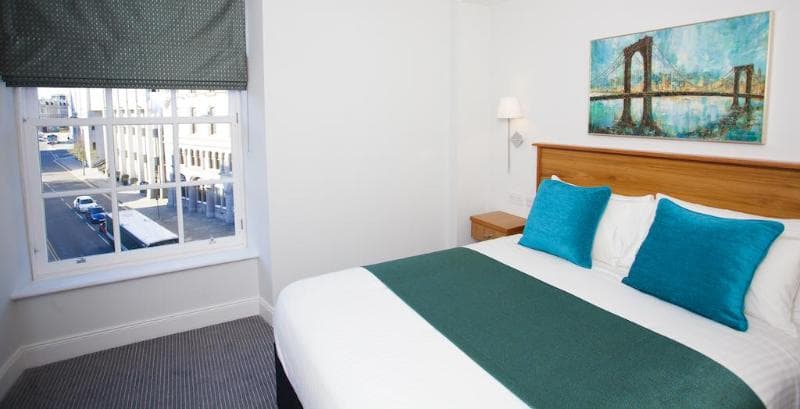 Royal Athenaeum Suites main