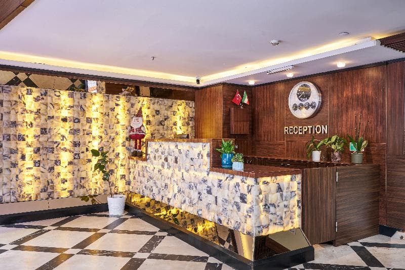 Atro Hotel 5