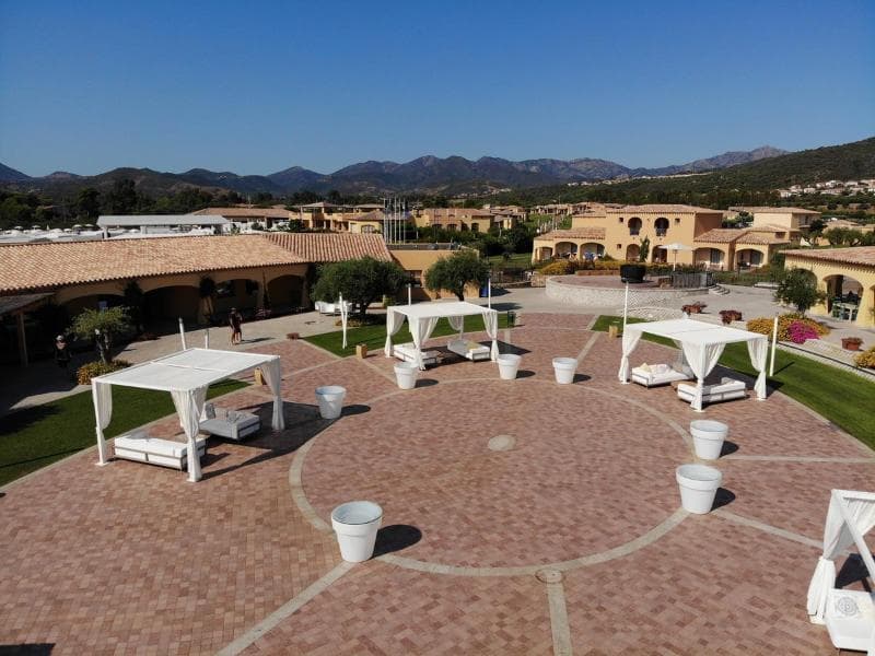 Janna E Sole Resort 5
