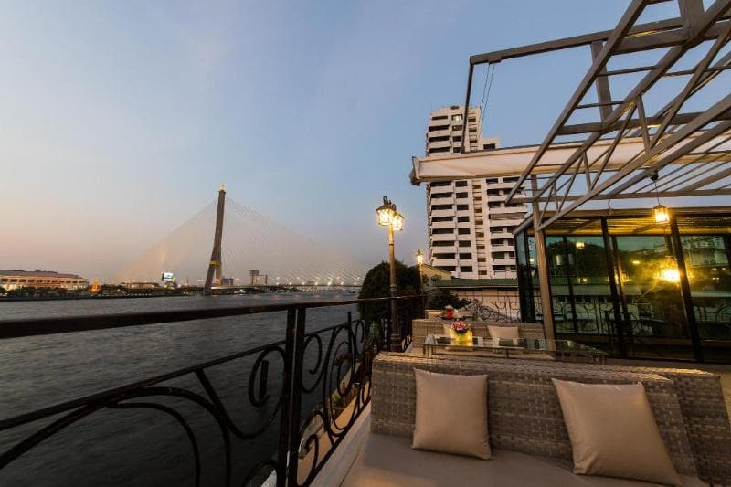 V Varee Bangkok 5
