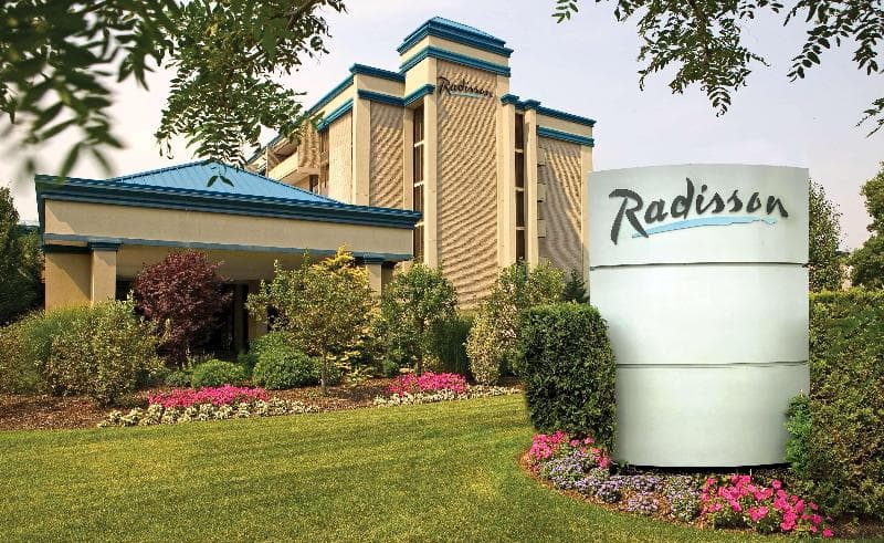 Radisson Hotel Hauppauge-Long Island photo 1