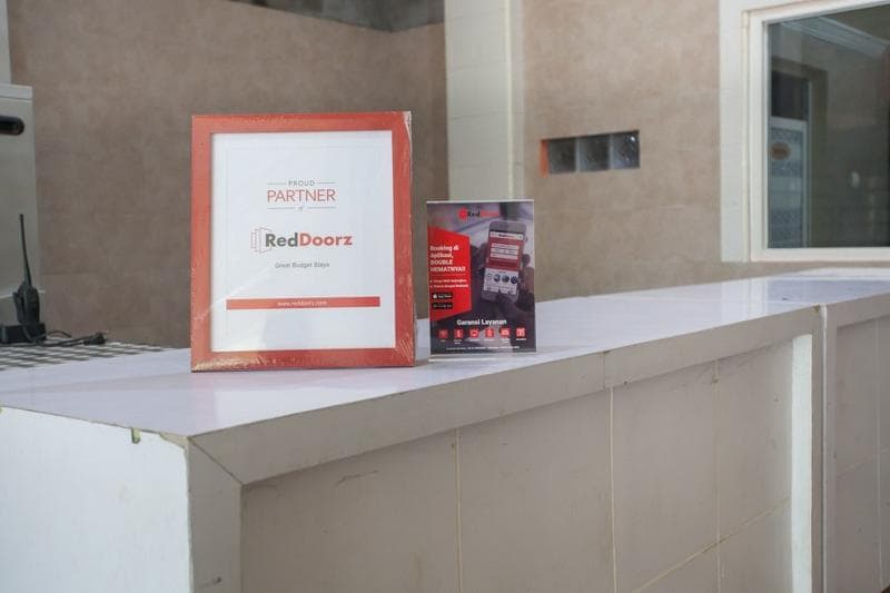 Reddoorz Sedati 3