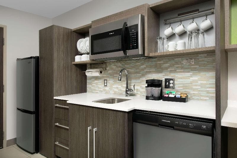 Home2 Suites by Hilton Phoenix Airport South, AZ 5