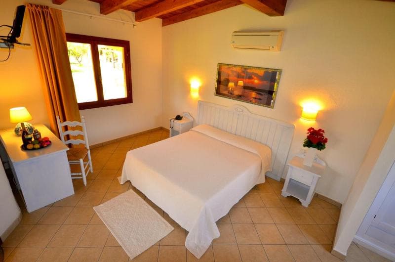 Limone Beach Village 5