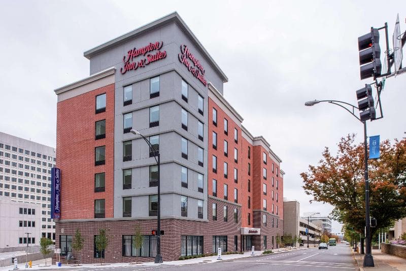 Hampton Inn & Suites Winston-Salem Downtown 3