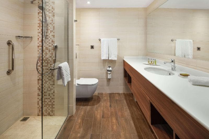 Hilton Garden Inn 5