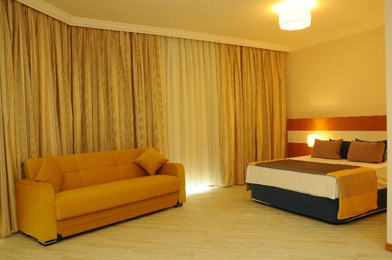 Side Legend Hotel 3
