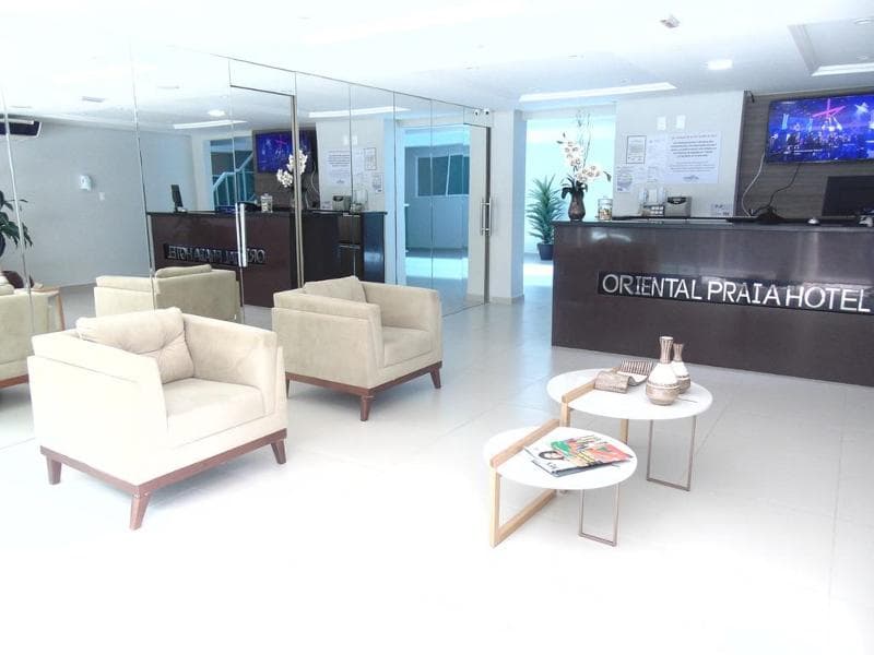 Oriental Praia Hotel 3