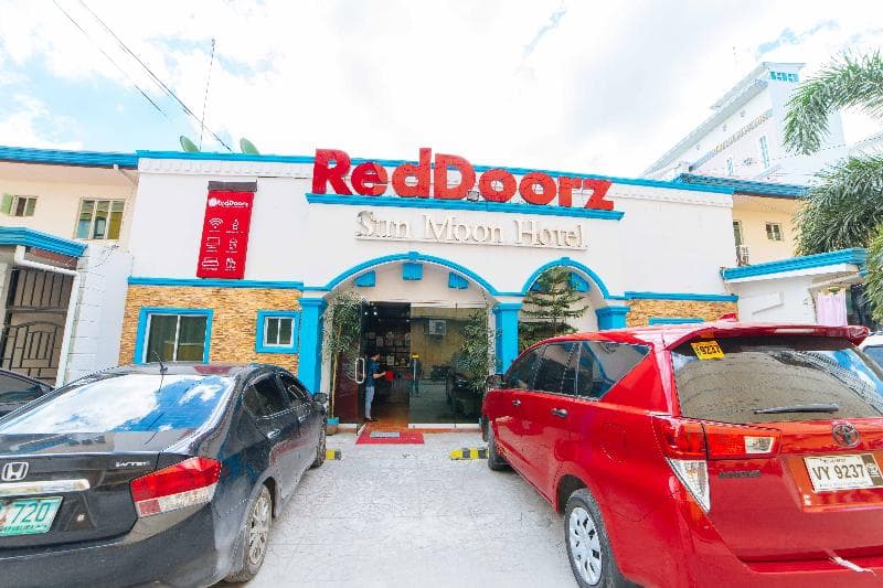 Reddoorz Near Walking Street Angeles City (Adults Only) 4