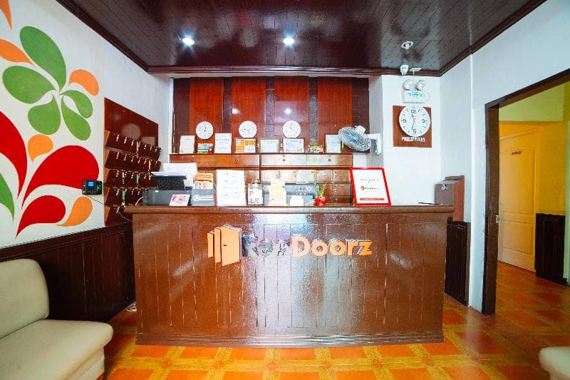Reddoorz Near Walking Street Angeles City (Adults Only) 1