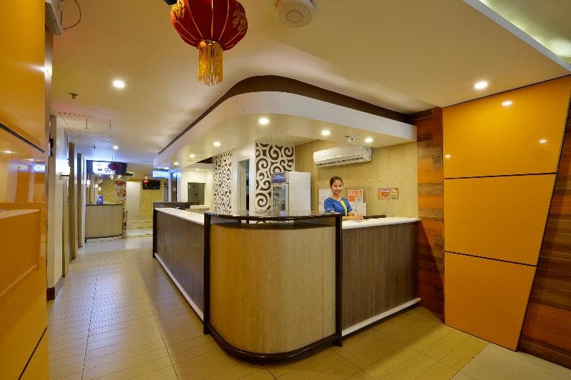 Hotel 99 Monumento 2