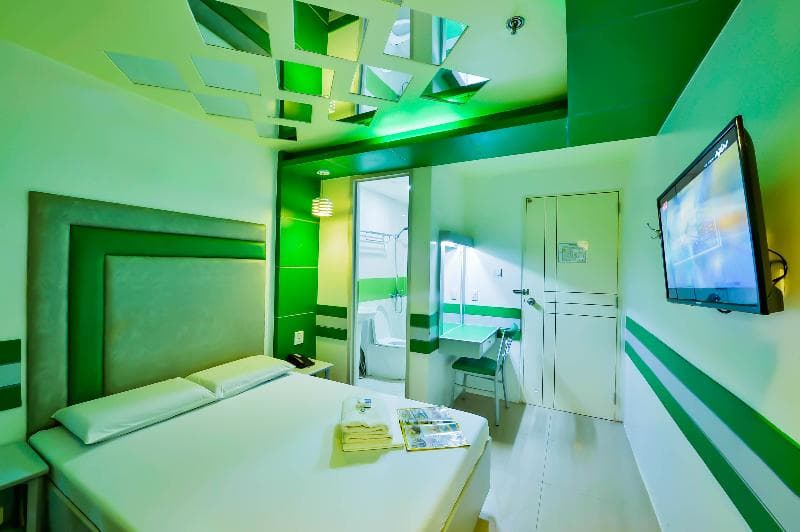 Hotel 99 Monumento 4