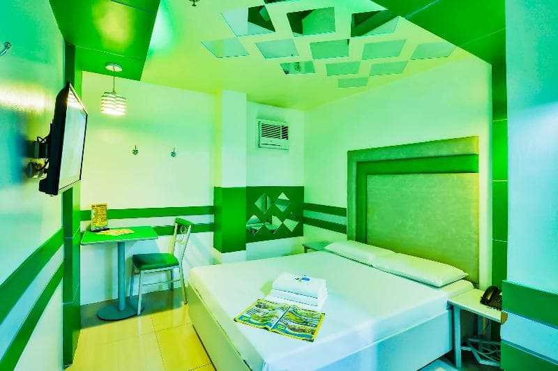 Hotel 99 Monumento 5