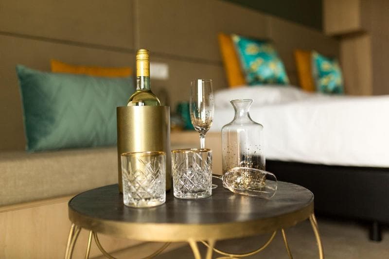 Hotel 46 4