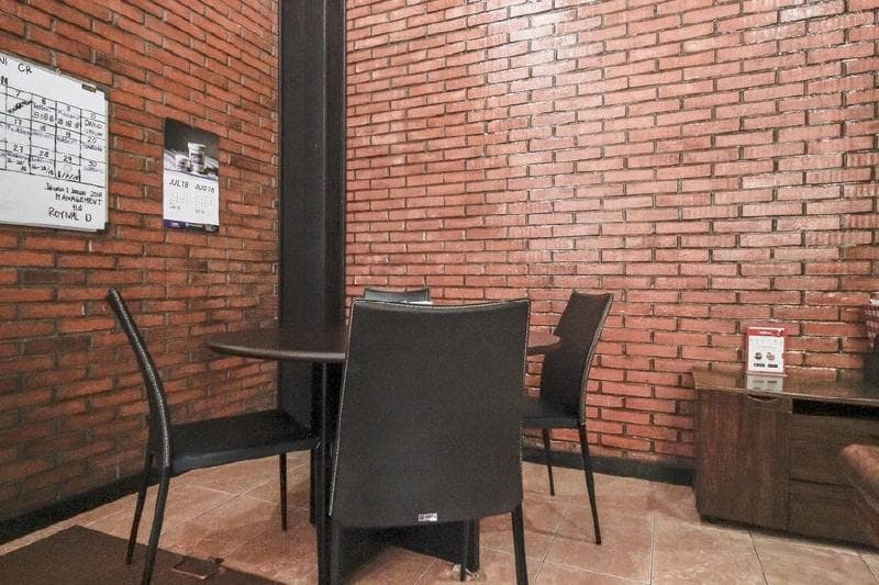 Reddoorz @ Cilandak Timur 3