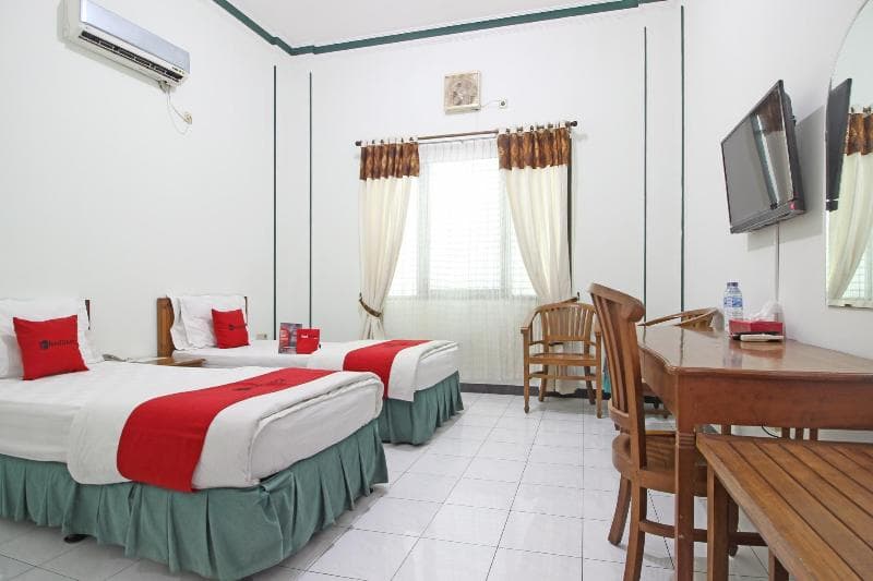 Reddoorz Near Xt Square Yogyakarta main