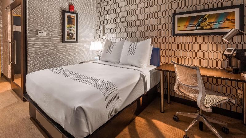 Glo Best Western Brooklyn Nyc 5