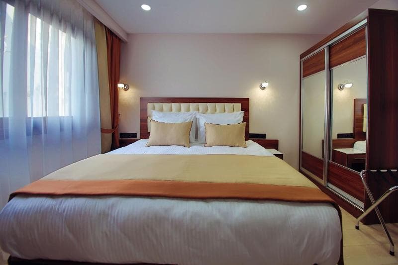 Hotel Paris Prestige 3