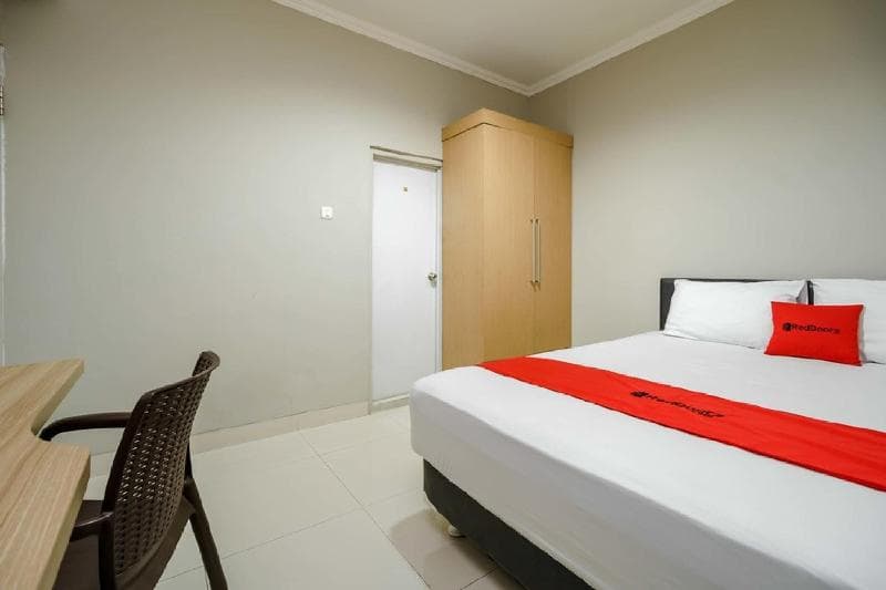 Reddoorz @ Mangga Besar 2 photo 1