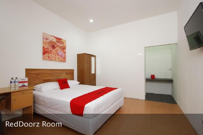 Reddoorz Plus Near Plaza Indonesia photo 1