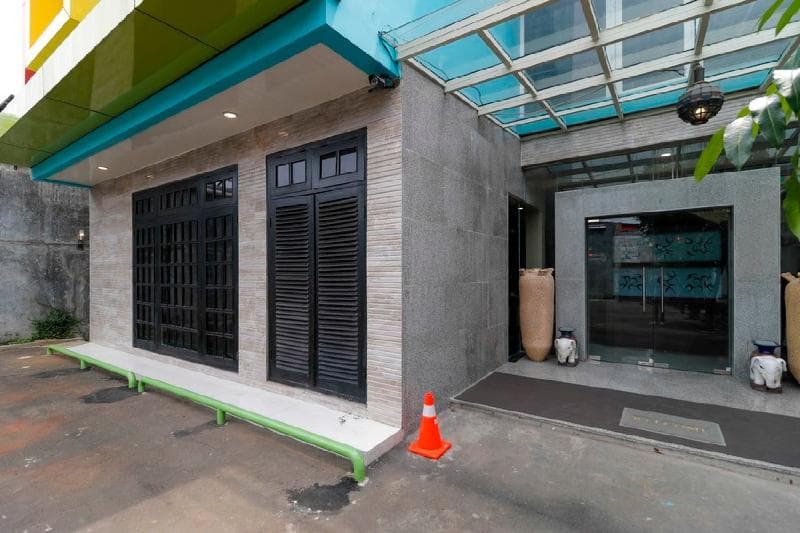 Reddoorz Plus Near Halim Perdanakusuma 2 2