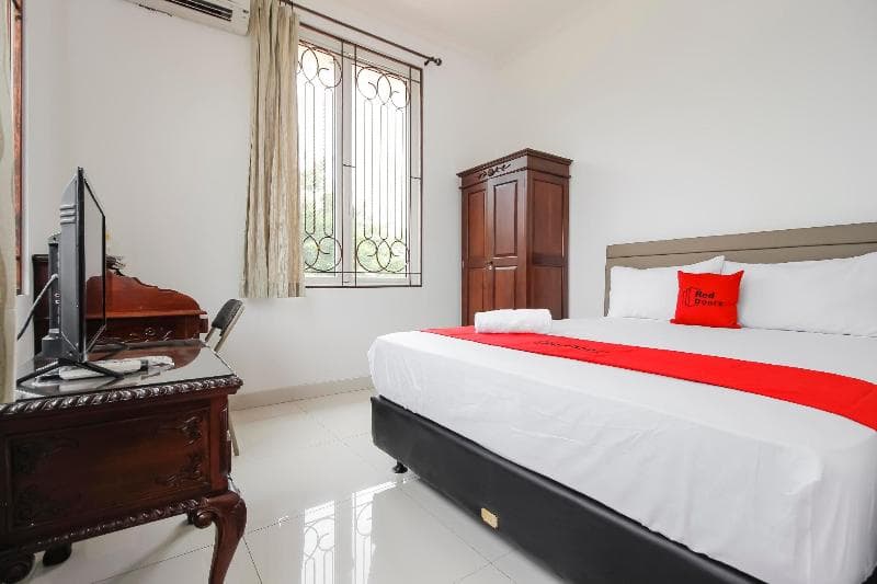 Reddoorz Permata Sari Karawaci photo 1