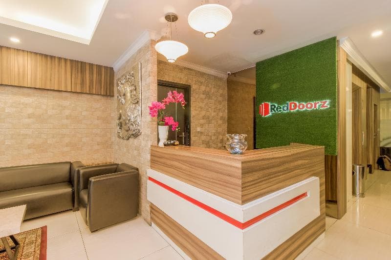 Reddoorz Plus @ Thamrin 5