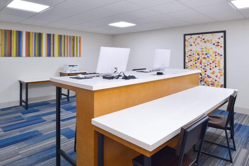 Holiday Inn Express & Suites Shreveport - Downtown photo 1