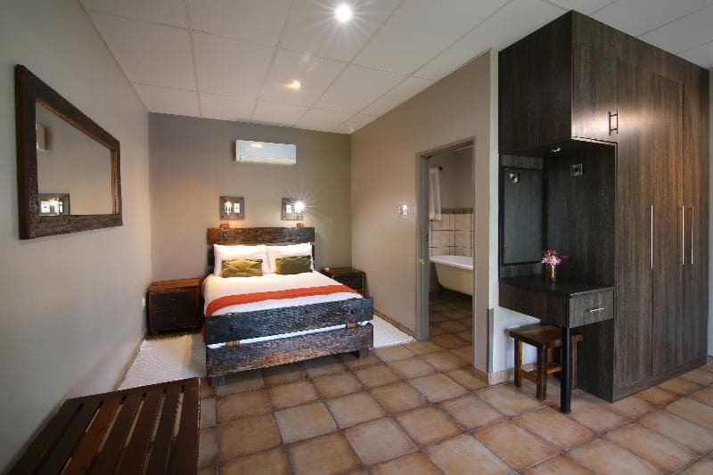 Kalahari Arms Hotel 4