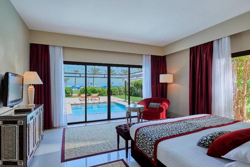 Jaz Oriental, Almaza Bay 4