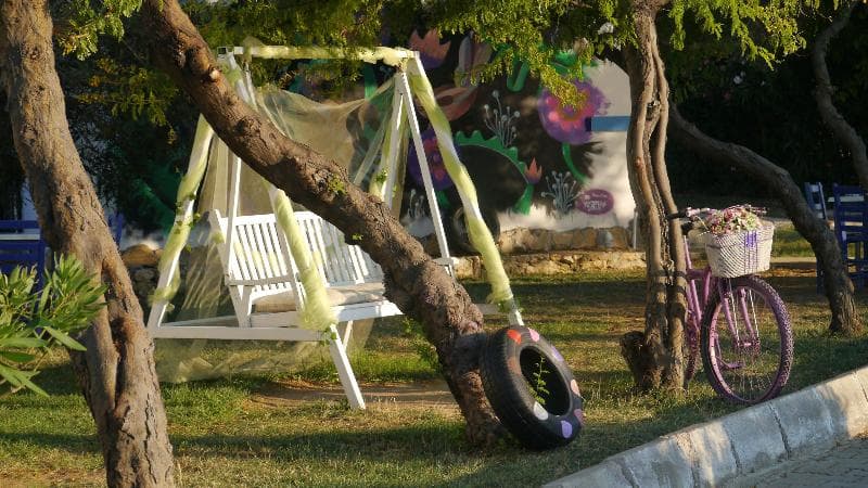 Maya Bistro Hotel Beach 3